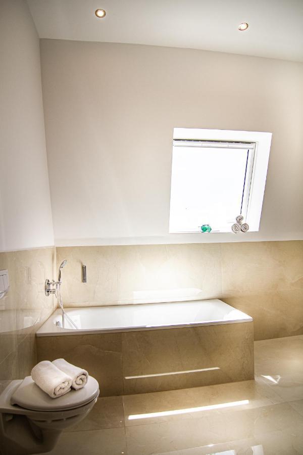 Sleep Inn Wehrhahn Suites Düsseldorf Exteriör bild